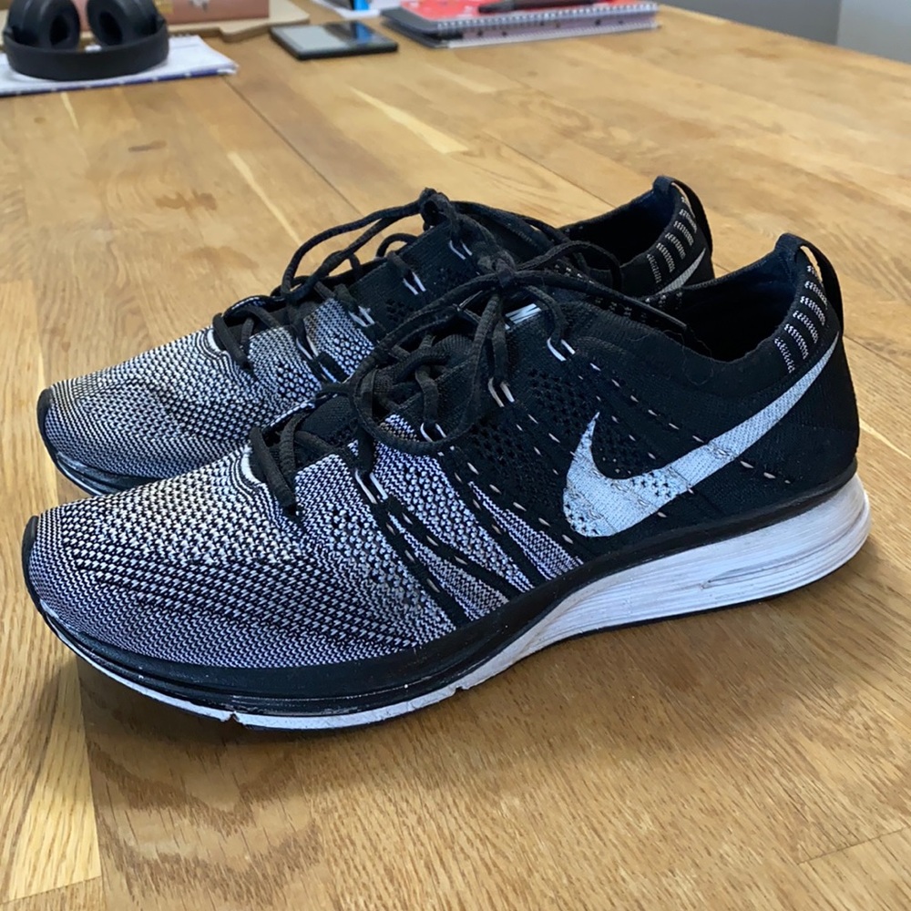Nike Flyknit Trainers